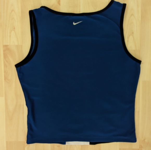 Nike Dri-Fit Blue White Black Top Size Medium - Picture 3 of 3